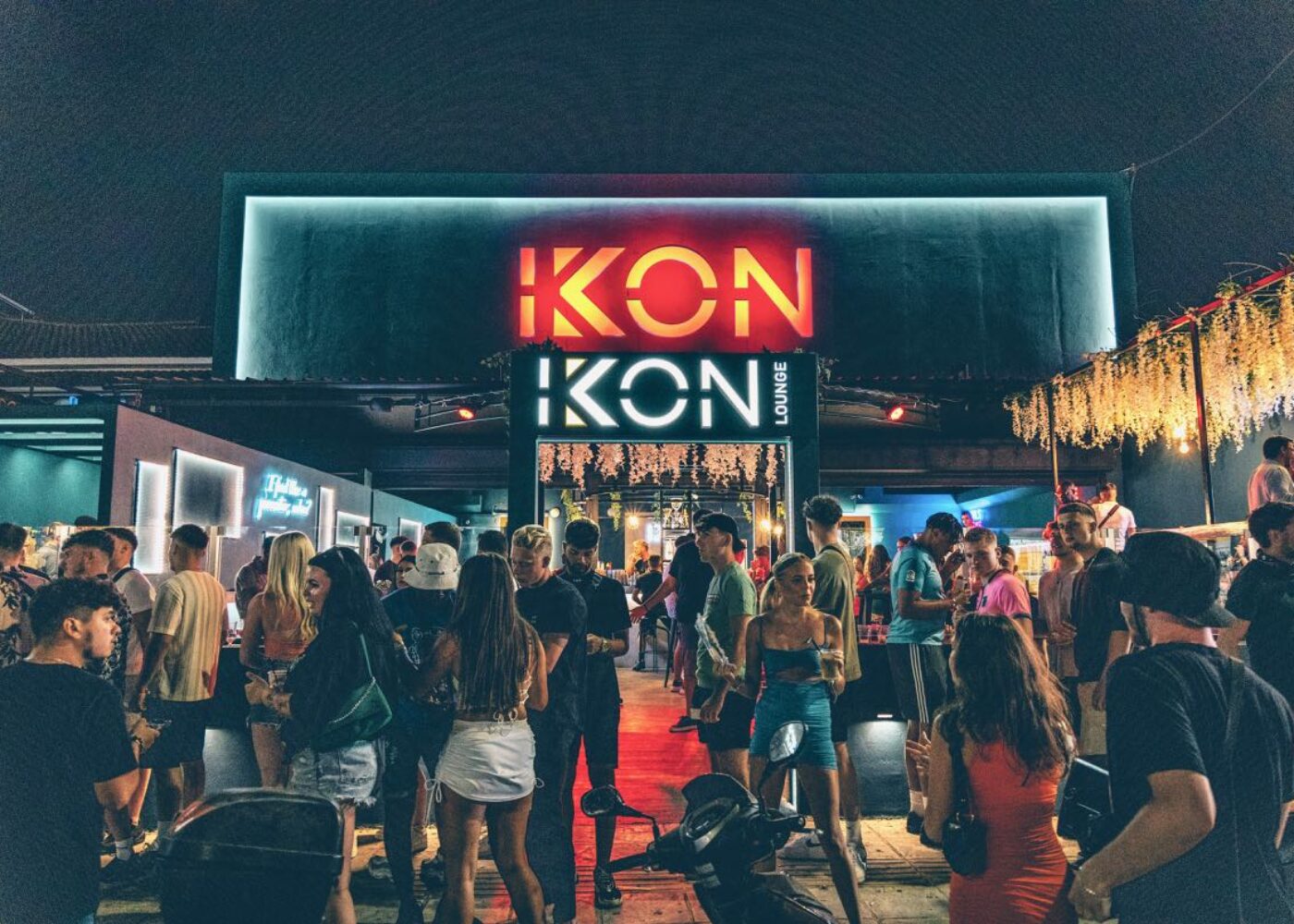 IKON Bar & Club 